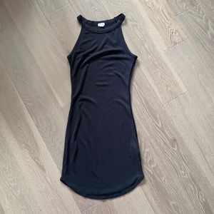 Short Black dress with high neck rounded hem